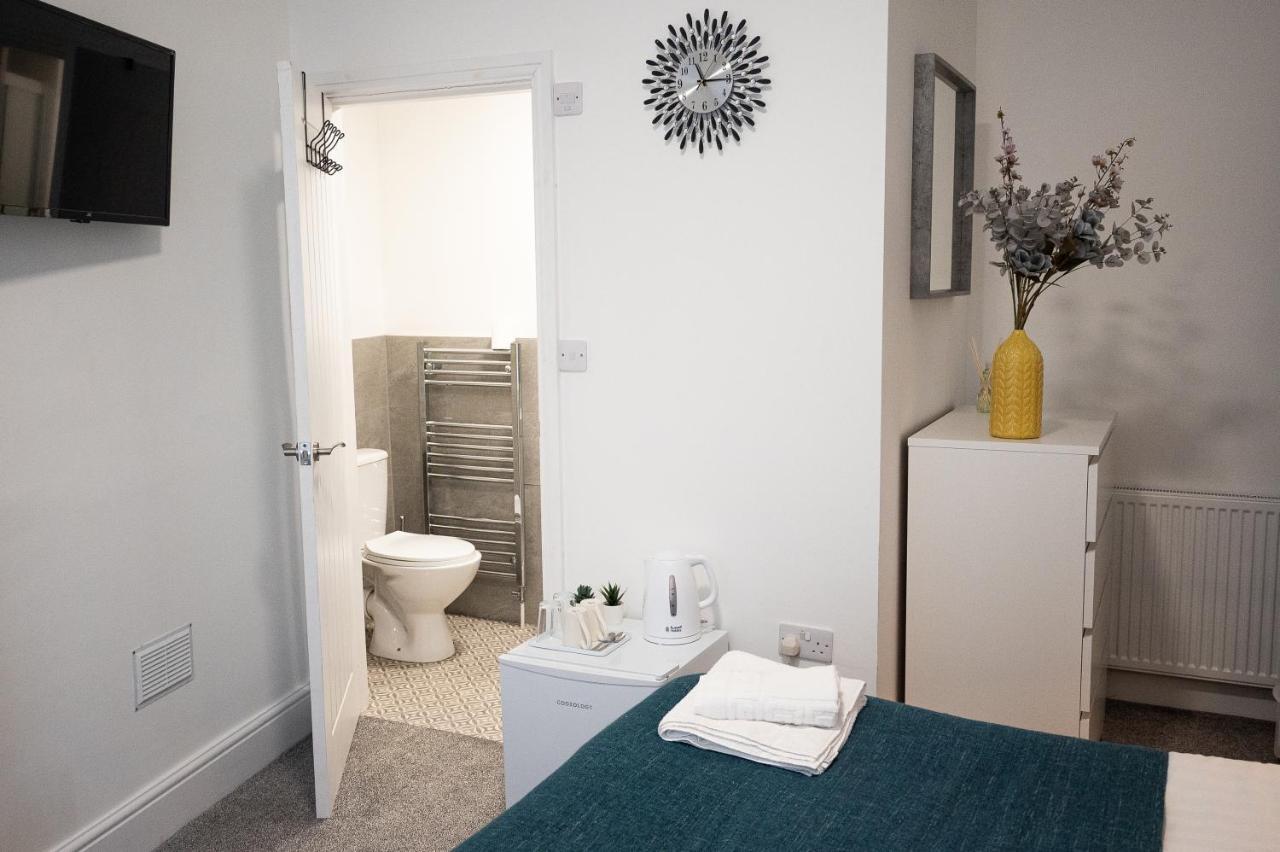Elmo River Studios - 6 En-Suites In Wallasey - Easy Parking - Short And Long Stays Welcome Luaran gambar