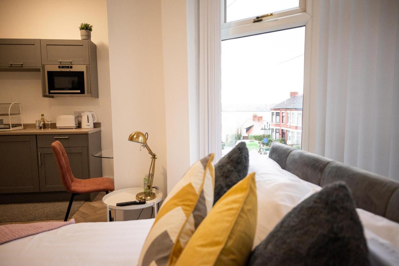 Elmo River Studios - 6 En-Suites In Wallasey - Easy Parking - Short And Long Stays Welcome Luaran gambar