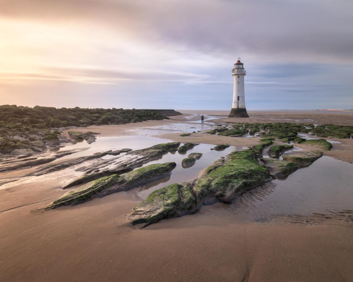 Elmo River Studios - 6 En-Suites In Wallasey - Easy Parking - Short And Long Stays Welcome Luaran gambar